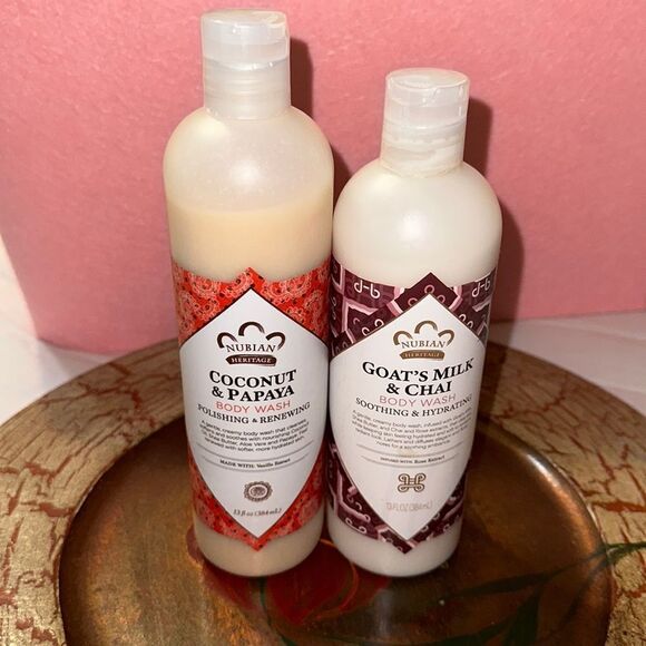 Nubian Heritage 1 goat’s milk & 1 chai body wash & coconut & papaya wash - Picture 1 of 11